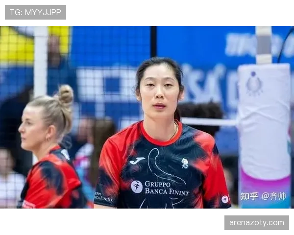 朱婷训练完啃鸡腿那一下，真不像拿过那么多冠军的人