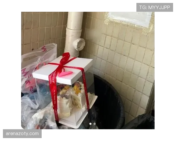 马琳家冰箱里塞满蛋白粉，娃想偷吃块蛋糕都被拦下